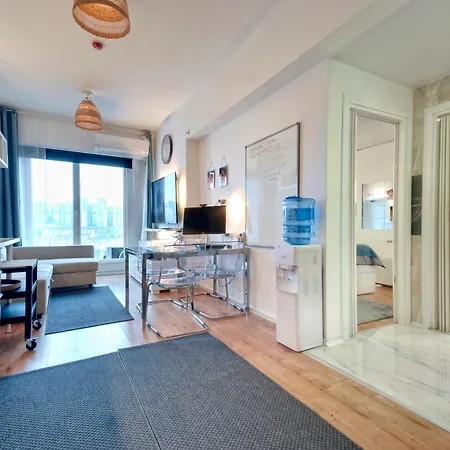 Smart Alexa Home, Skyline, Gym & Swim. Daire İstanbul