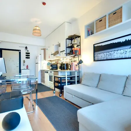 Smart Alexa Home, Skyline, Gym & Swim. Daire İstanbul