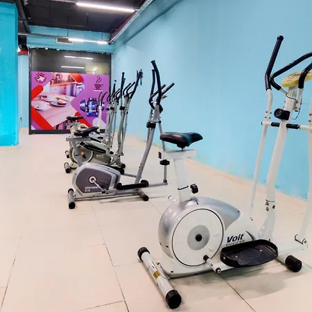 Smart Alexa Home, Skyline, Gym & Swim. Κωνσταντινούπολη
