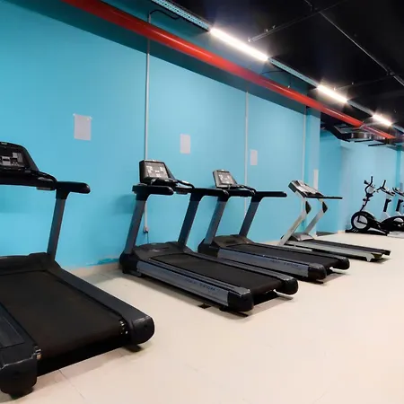 아파트 Smart Alexa Home, Skyline, Gym & Swim.